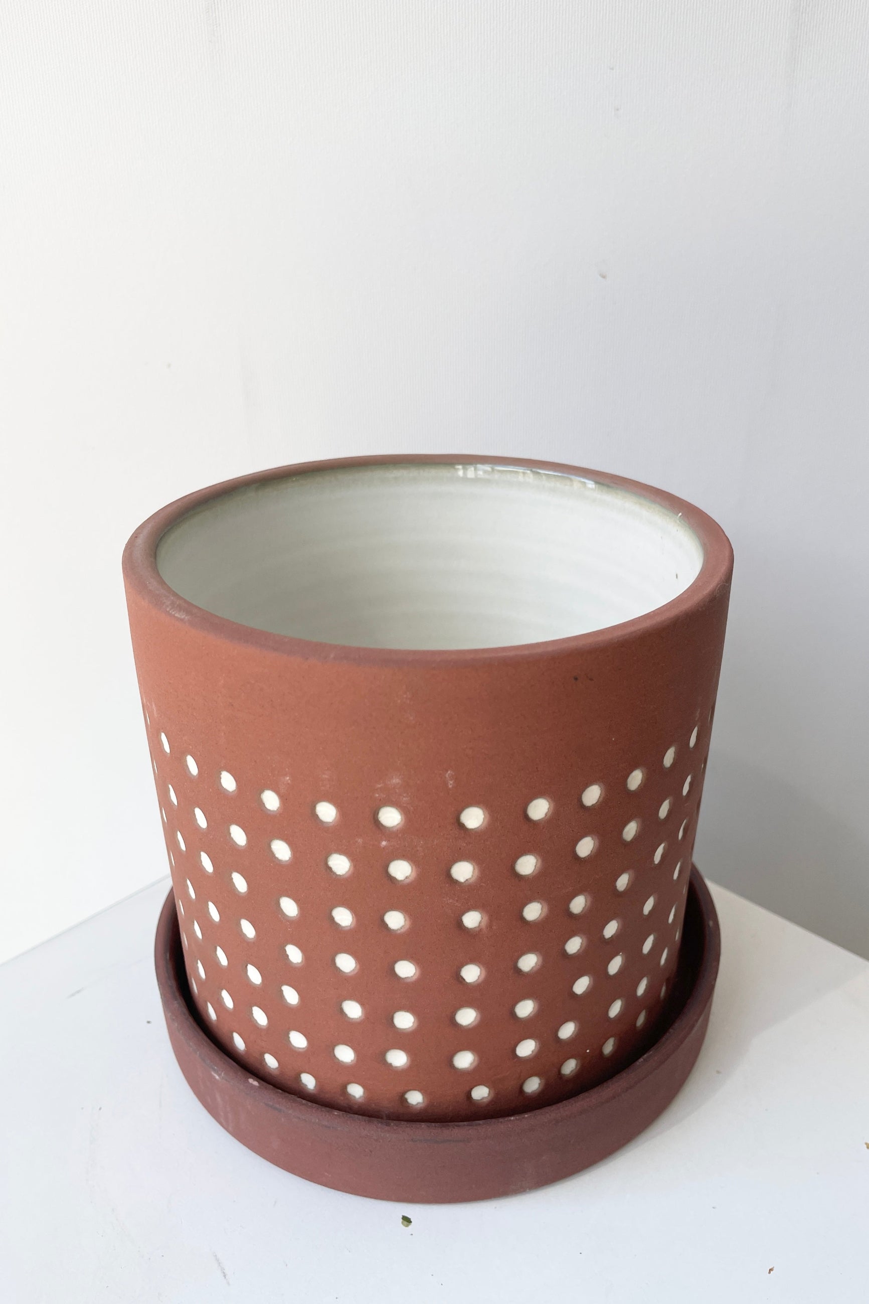 The Salamanca pot shown from above side ©Sprout Home