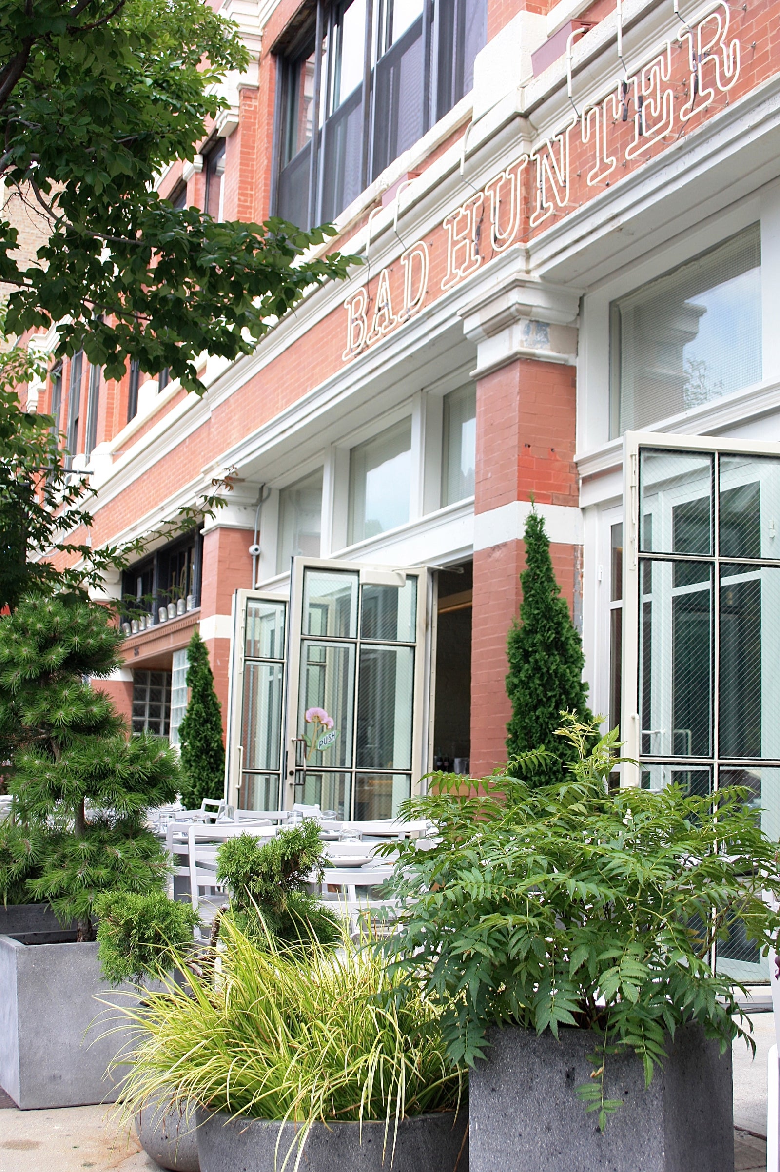 Outdoor garden at Bad Hunter in Chicago by Sprout-home